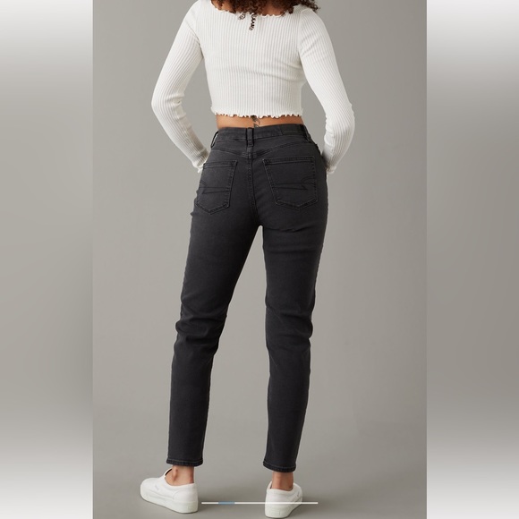 American Eagle Stretch Mom Jeans Washed Black - Picture 3 of 5